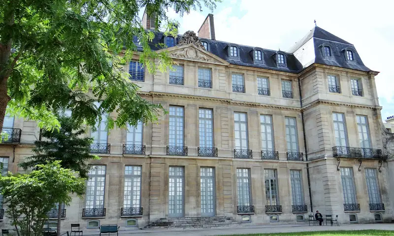 museo Picasso está situado en el Hotel de Sale, barrio Le Marais, París